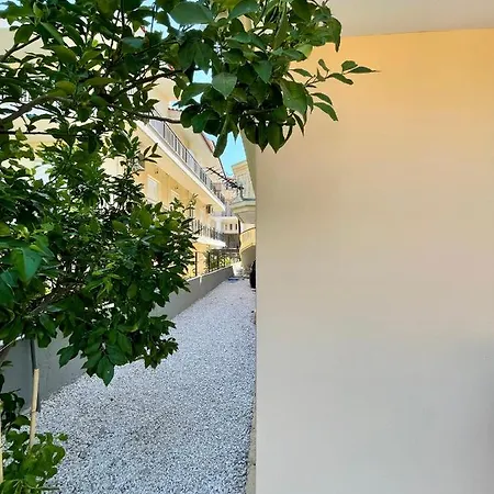 Aria Apartment